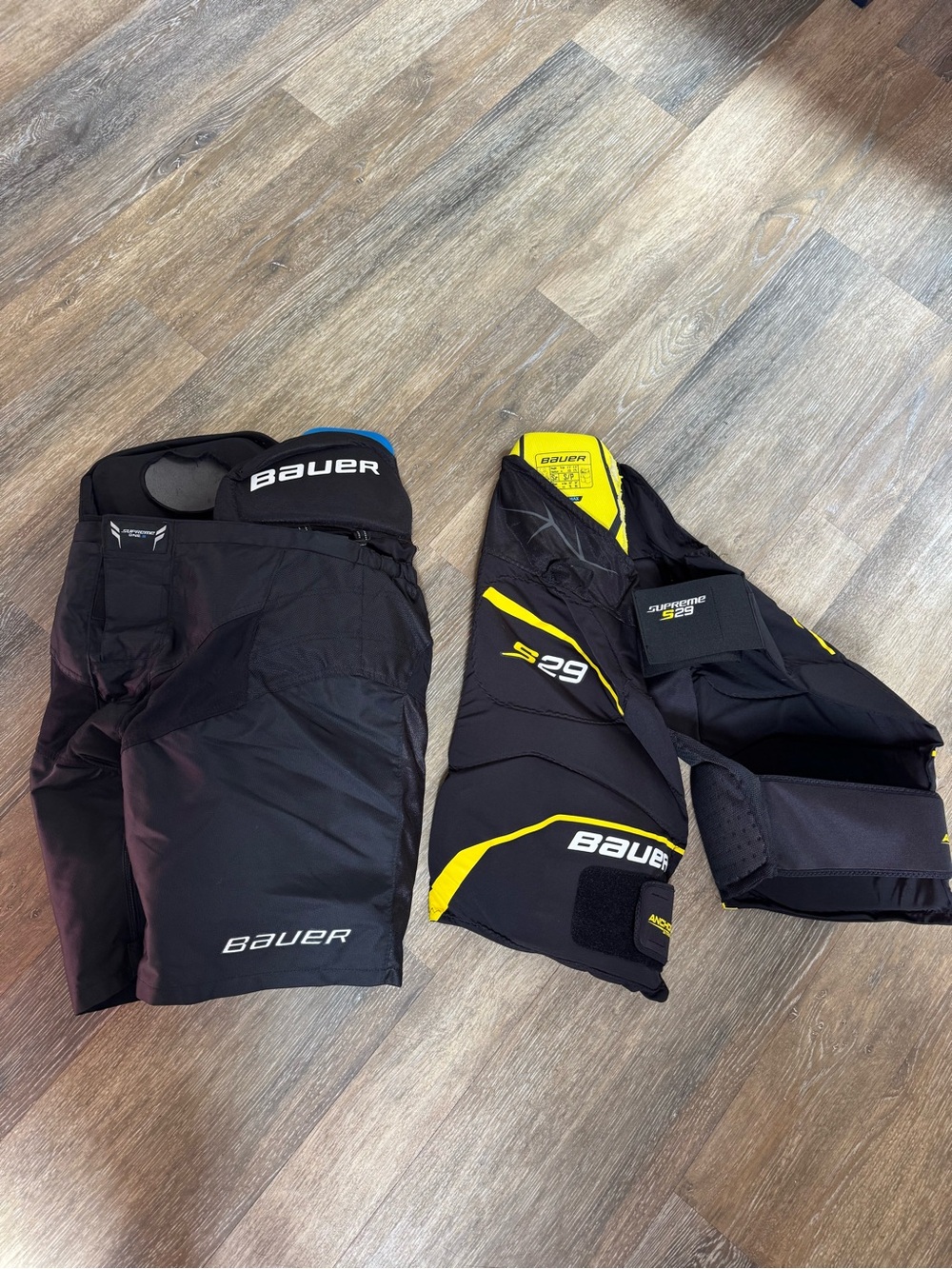 Bauer Hockey Pants, girdles and a neck protector